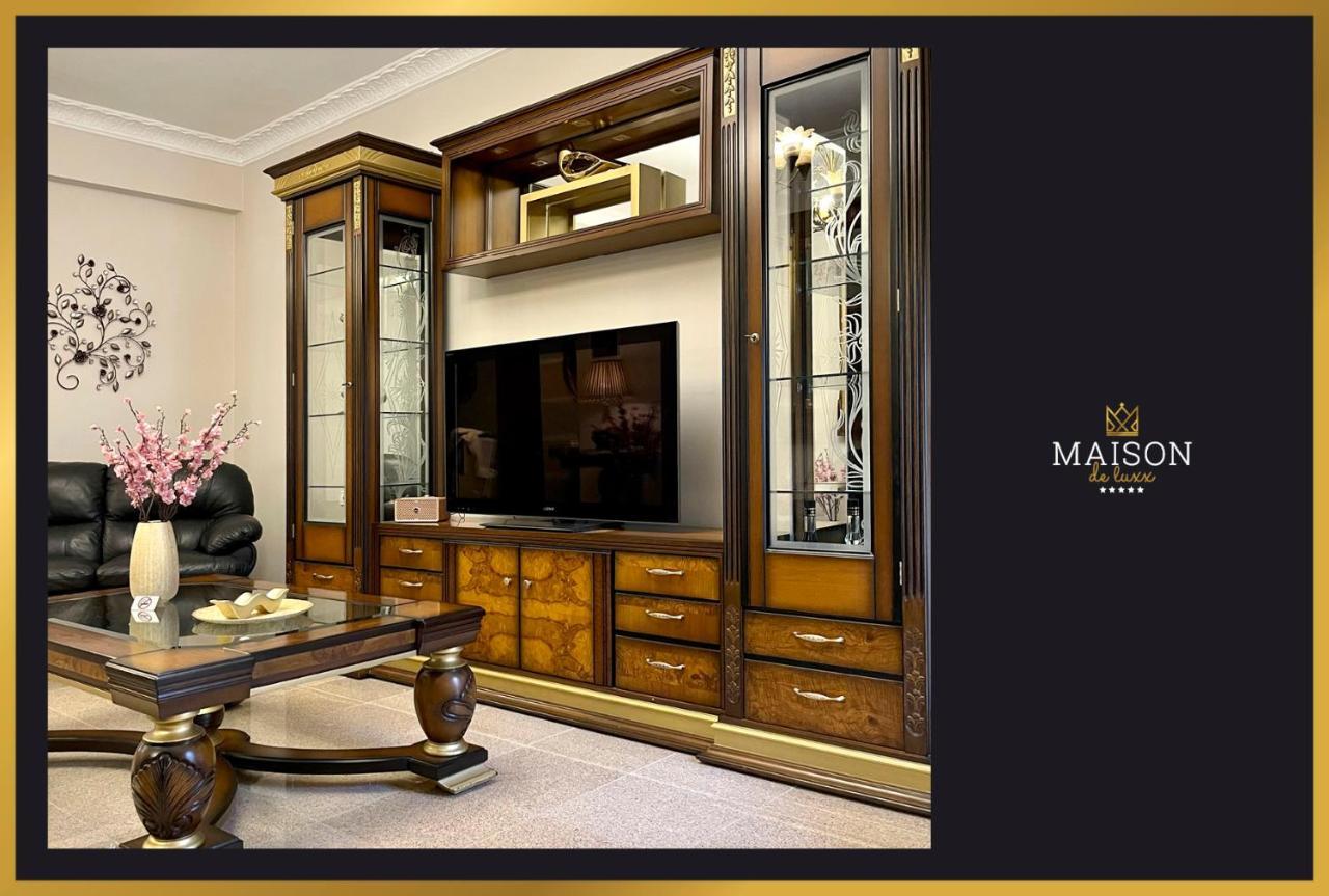 Maison De Luxx A5 Luxury Apartment In Larissa Buitenkant foto